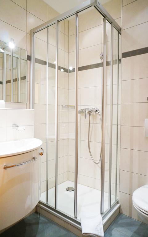 Haus Renate Hotel Bad Fussing Ngoại thất bức ảnh